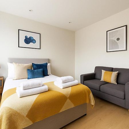 Bright Studio Flat - Walk To River Thames & Kingston Town Surbiton Luaran gambar